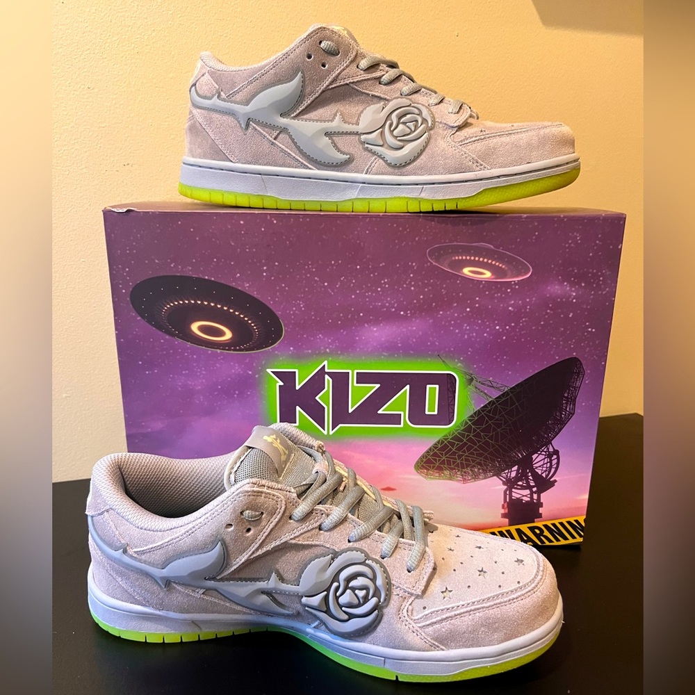Kizo Kicks “Moon Rocks” size 11M